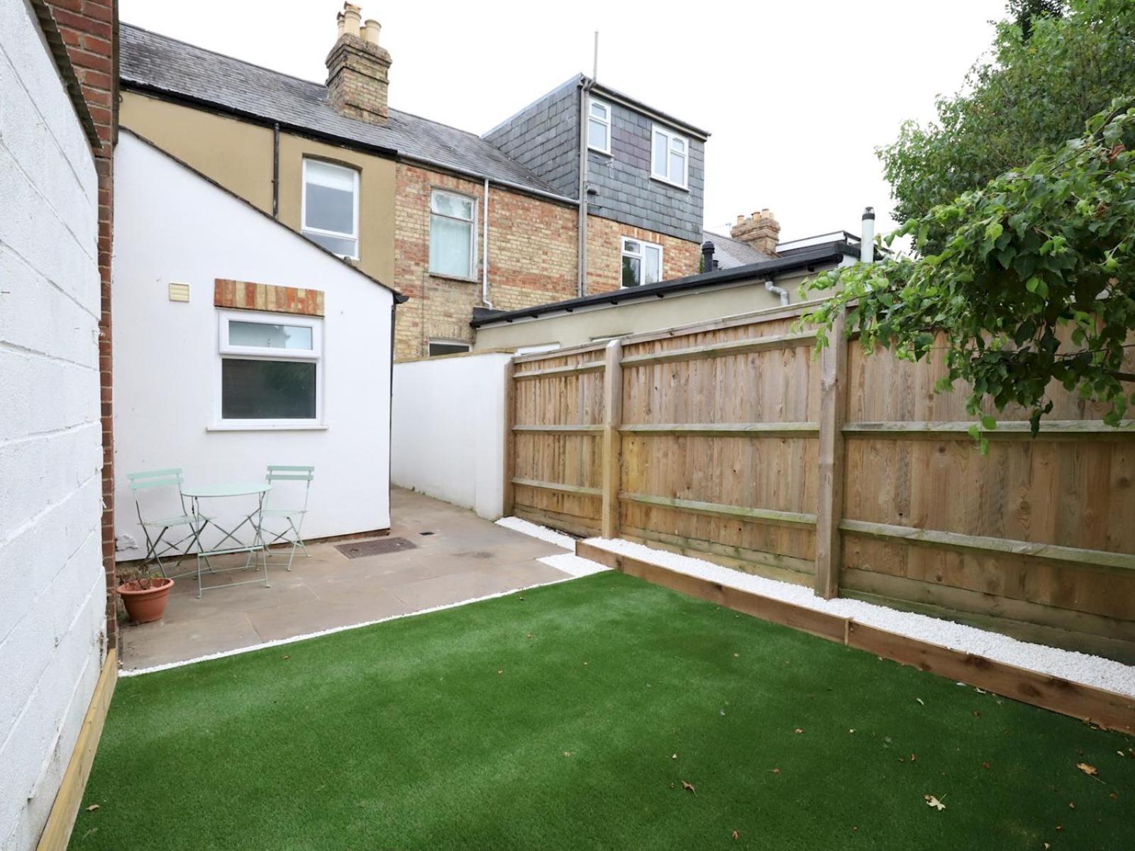 Sunny Victorian 2Br Townhouse Oxford Pass The Keys Villa Exterior photo