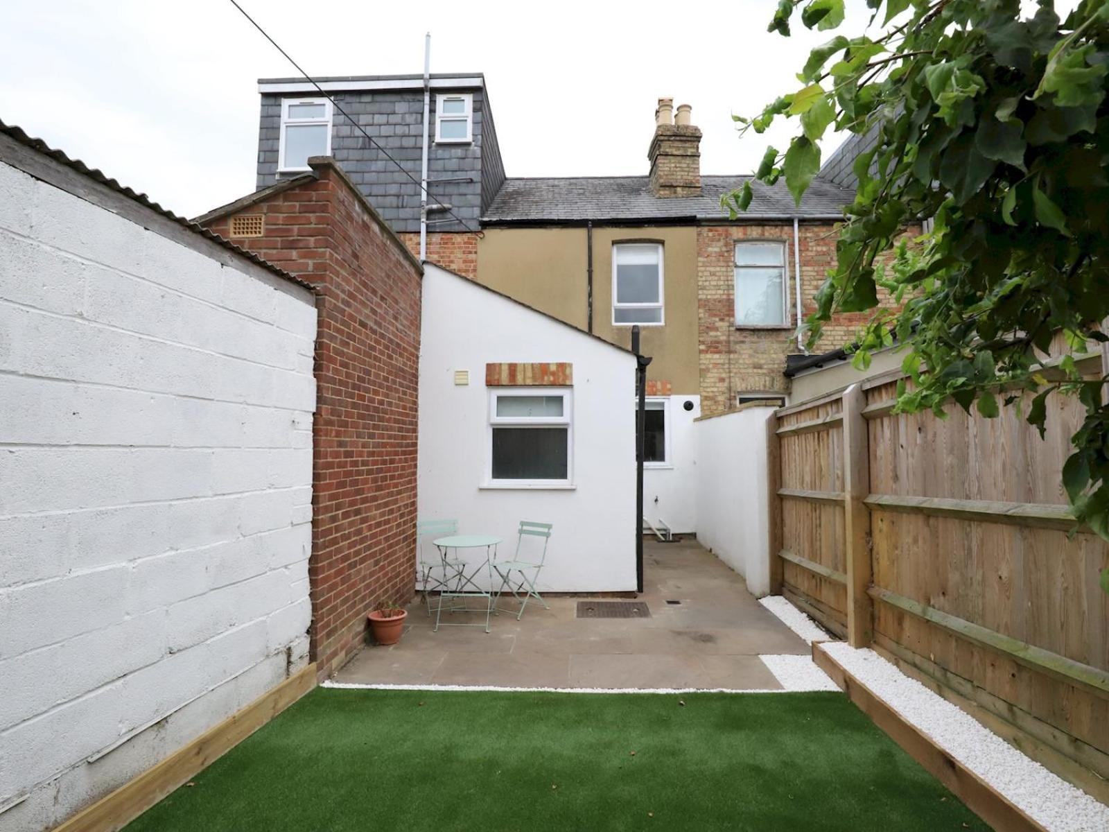 Sunny Victorian 2Br Townhouse Oxford Pass The Keys Villa Exterior photo