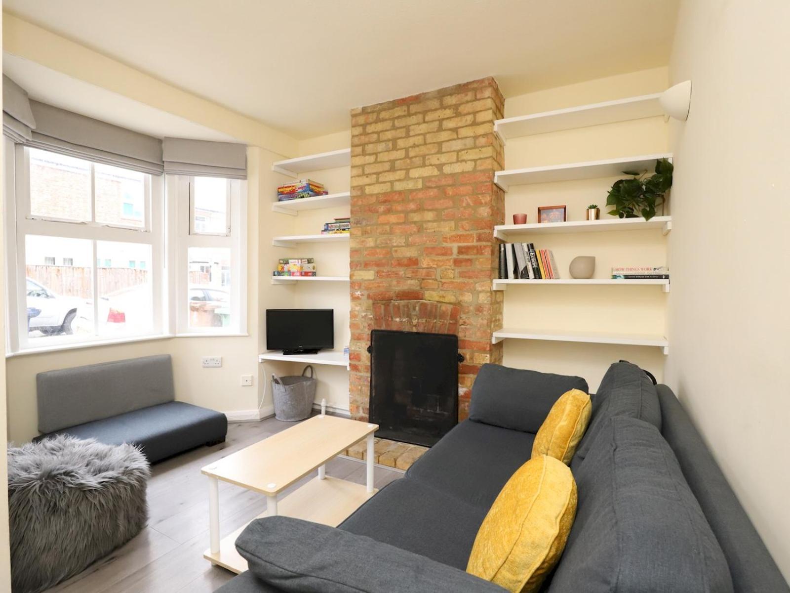 Sunny Victorian 2Br Townhouse Oxford Pass The Keys Villa Exterior photo
